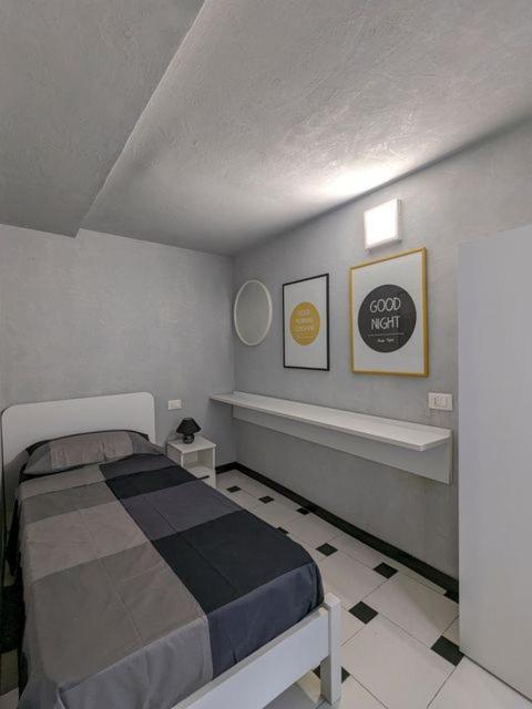 Aquarium Apartment *
